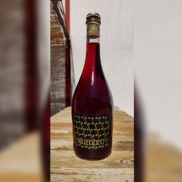 plp_product_/wine/la-microbodega-del-alumbro-alumbro-clarete-2021