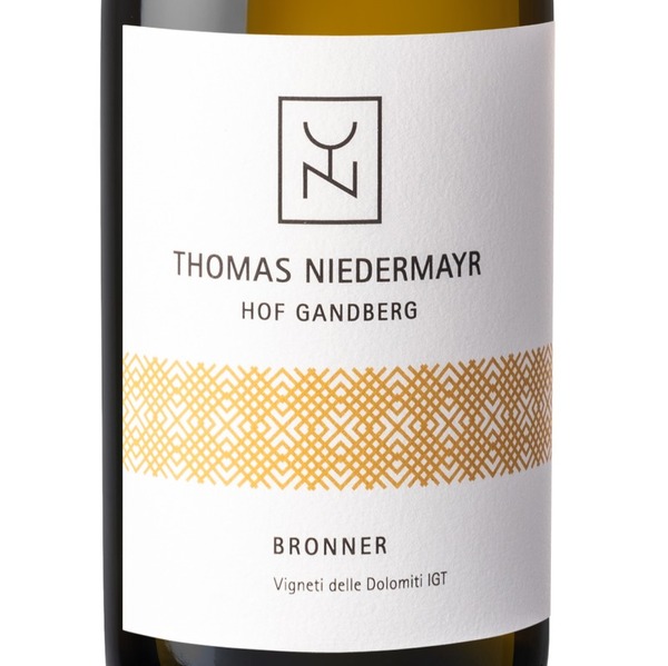plp_product_/wine/thomas-niedermayr-hof-gandberg-bronner-2018